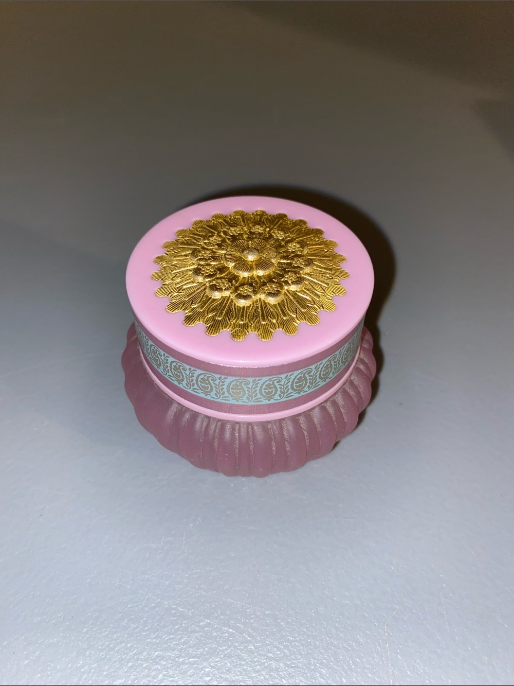 Avon Exclusive Cream Sachet Pink and Gold Empty